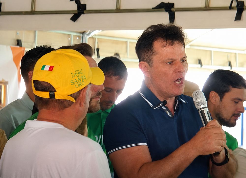 Dr. Rannieri dialogando com a comunidade