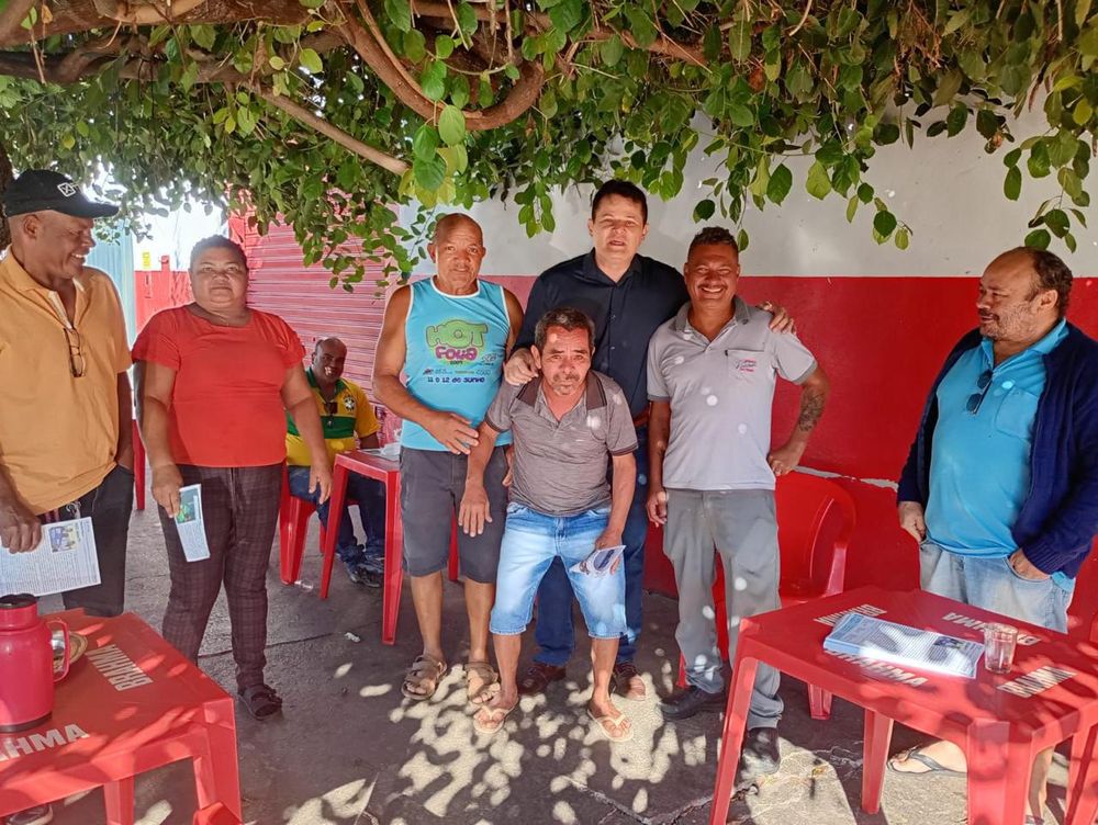 Dr. Rannieri em visita a moradores de Caldas Novas